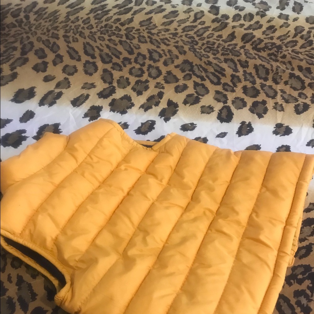 Old Navy toddler vest -12 months